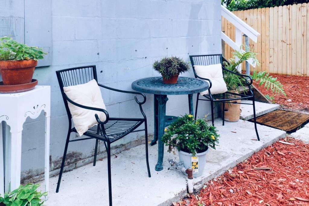 Hidden Couples Loft Retreat In Heights Foodie District Tampa Eksteriør bilde