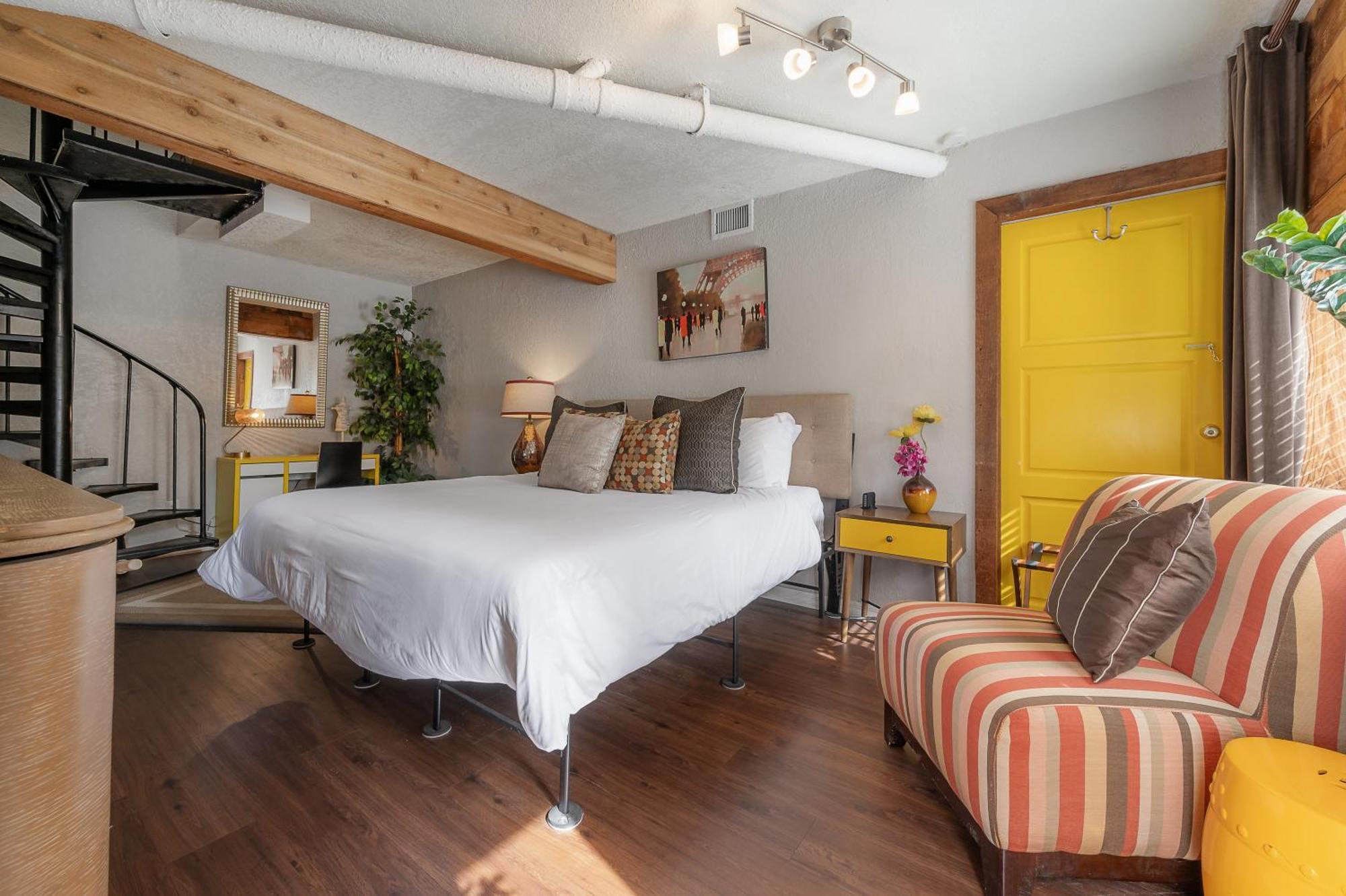 Hidden Couples Loft Retreat In Heights Foodie District Tampa Eksteriør bilde